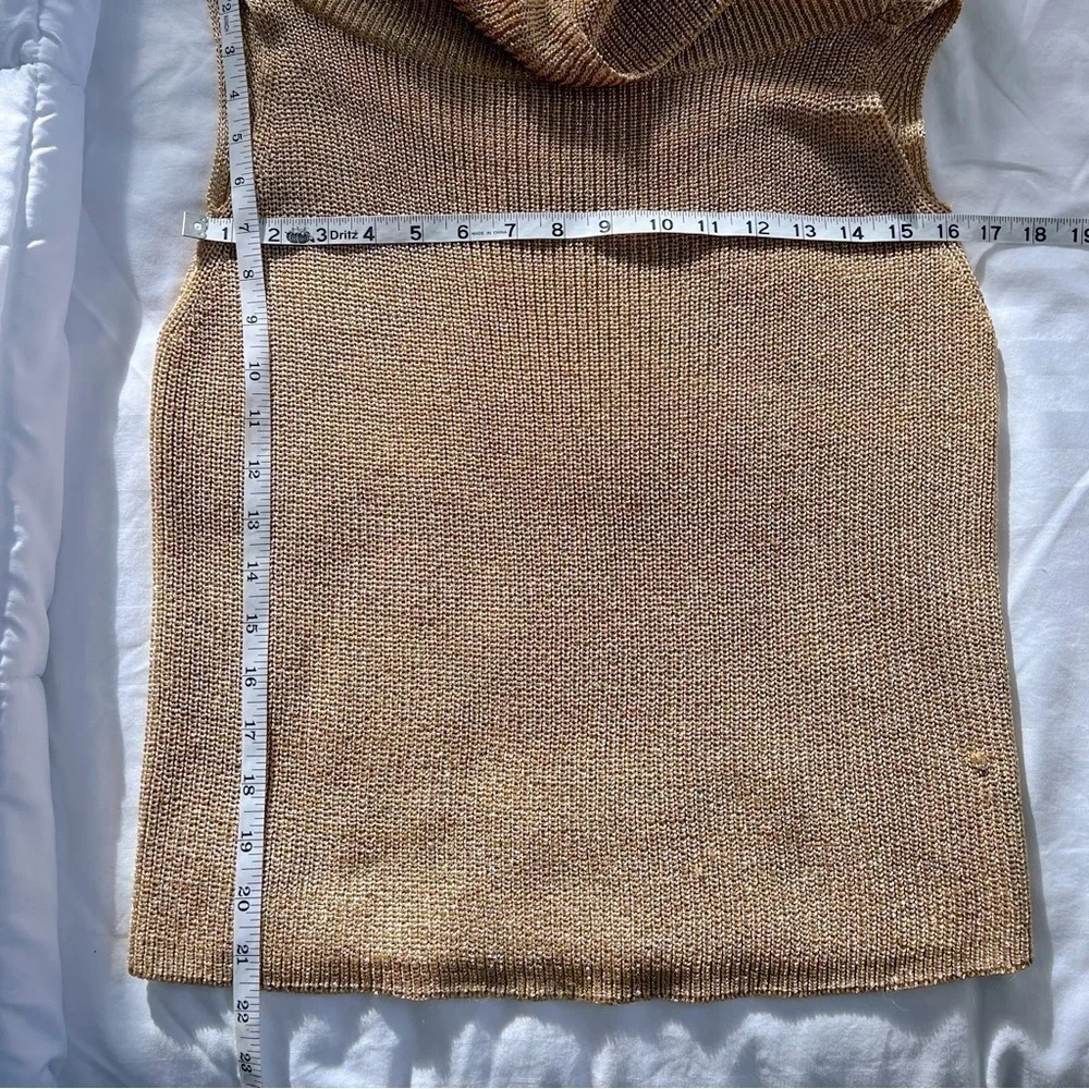 Linda Allard Ellen Tracy Gold Shimmer
Cowl Neck Sleeveless Sweater - Picture 9 of 10